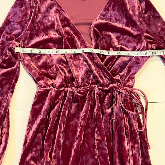 TheGET Mini Wrap Dress Maroon Size Small - Picture 3 of 8